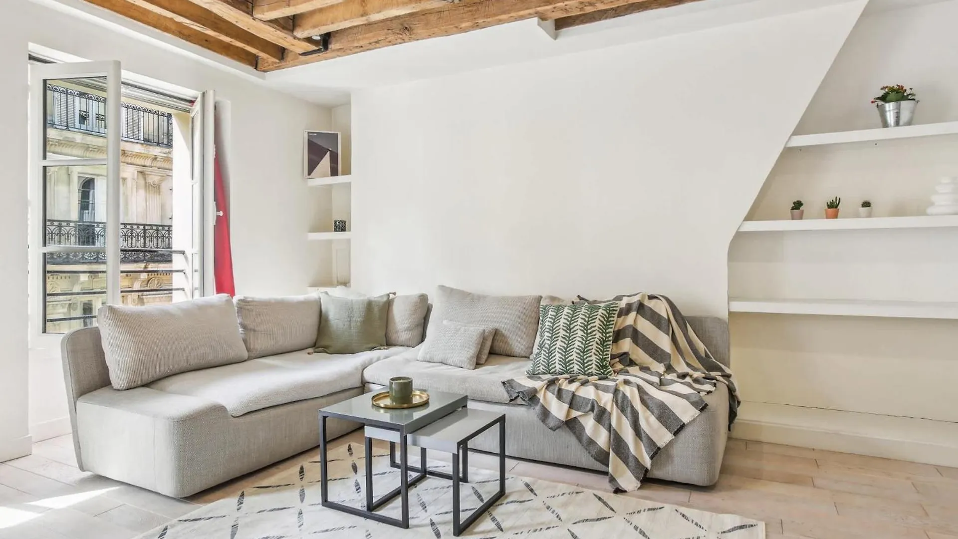 Spacious 1Br In The Heart Of Paris & Pompidou Apartment